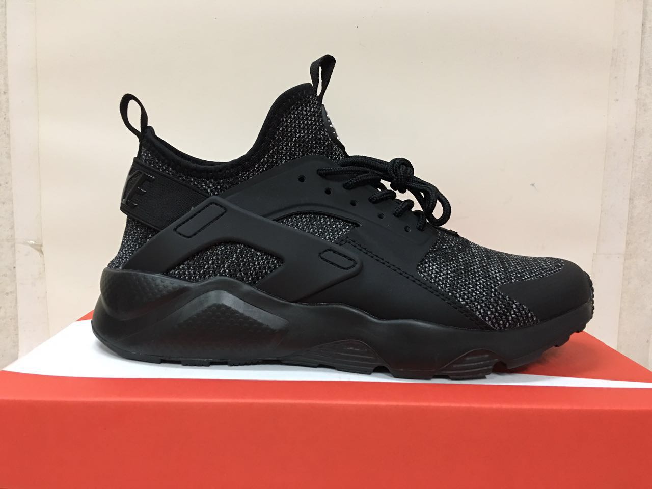 Women Nike Air Huarache 6 Flyknit Carbon Black Shoes